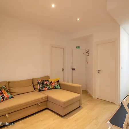 Nesha Flats Apartamento Ericeira
