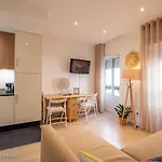 Nesha Flats Apartmán *