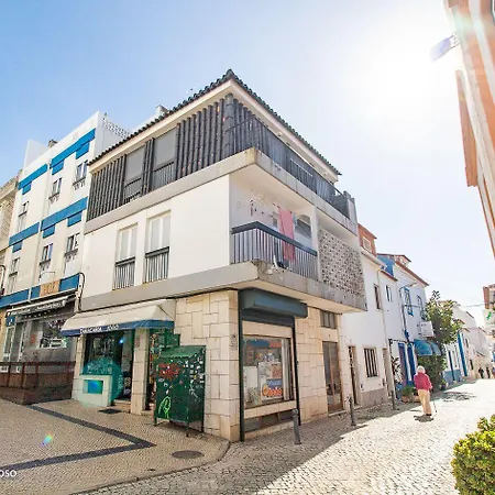 Nesha Flats 아파트